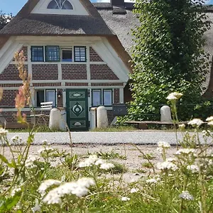 Haus Anna Elbe, Bauernhaus-ferienwohnungen An Der Elbe Hamburg